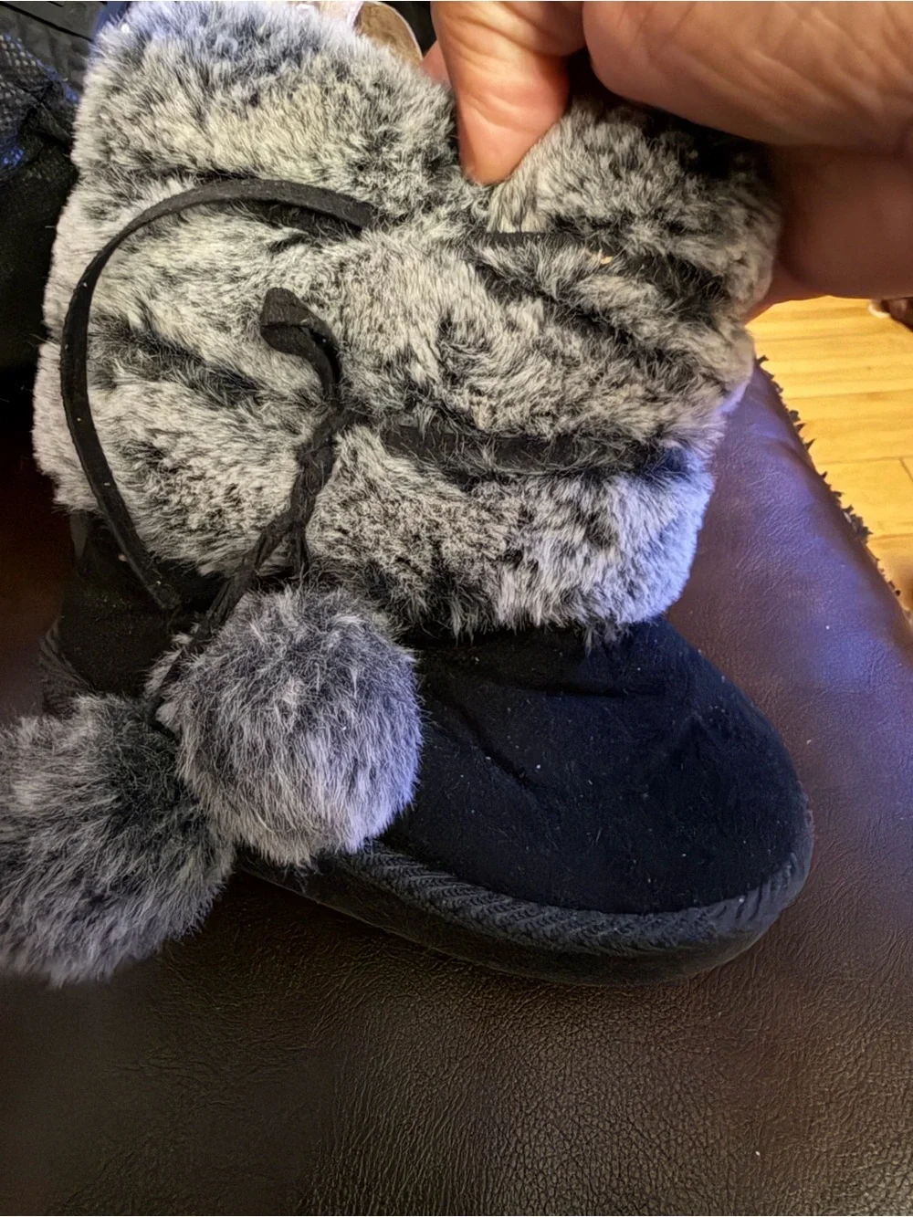 Cozy Kids Faux Fur Pom Booties - Black with Gray Trim